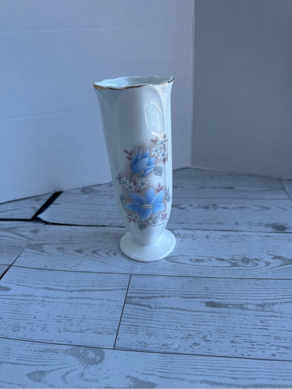 Porcelain Floral Bud Vase in White with Blue Flowers